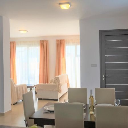 Coral Bay Villa 10 외부 사진